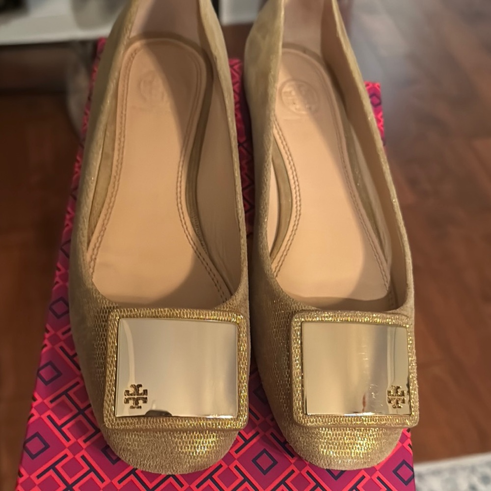 Tory Burch Gold Women's Flats size 7.5